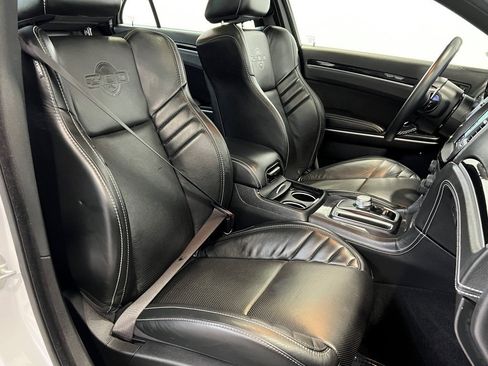 Certified 2023 Chrysler 300 C image 12