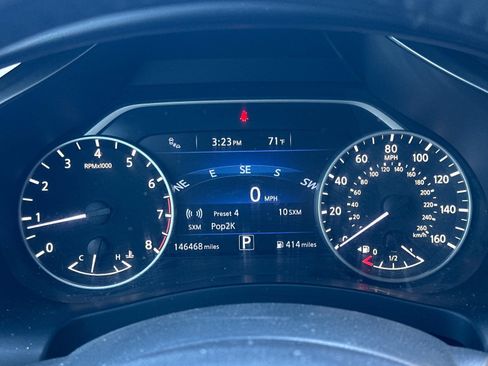 Used 2015 Nissan Murano Platinum w/ Platinum Technology Package FWD image 22
