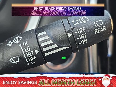 Used 2023 Chevrolet Traverse LT w/ LPO, Floor Liner Package image 27