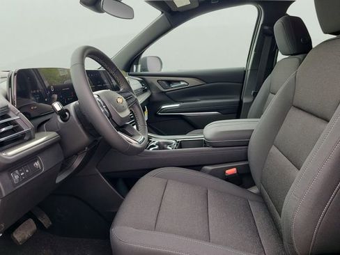 New 2026 Chevrolet Traverse LT FWD image 20