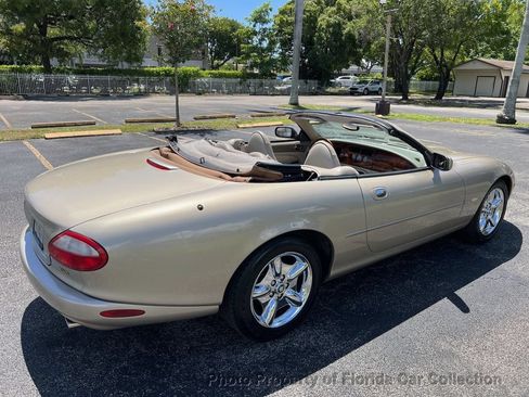 Used 1999 Jaguar XK8 Convertible RWD image 4