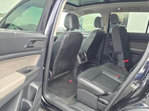 Used 2022 Volkswagen Atlas SE image 31