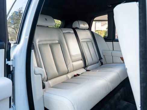 Certified 2021 Rolls-Royce Cullinan image 54