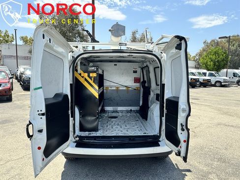 Used 2022 RAM ProMaster City Tradesman FWD image 13