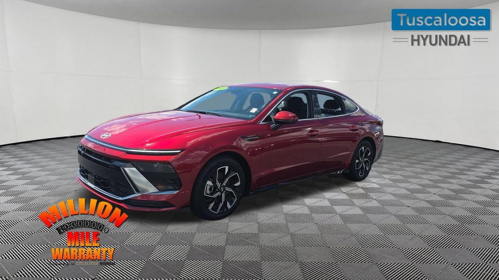 Used 2025 Hyundai Sonata SEL FWD image 3