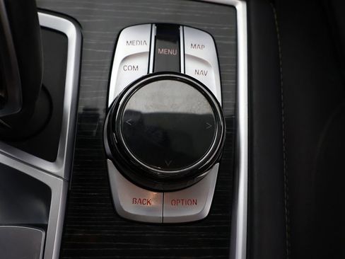 Used 2022 BMW 750i xDrive w/ Executive Package AWD/4WD image 69
