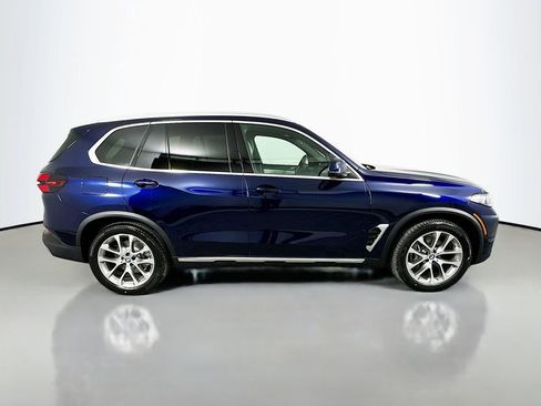 New 2026 BMW X5 xDrive40i w/ Executive Package image 4