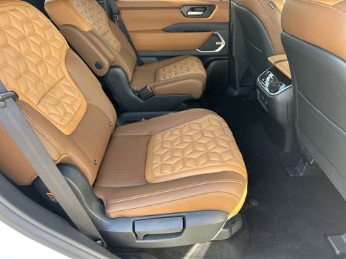 Certified 2026 Nissan Armada Platinum Reserve image 16