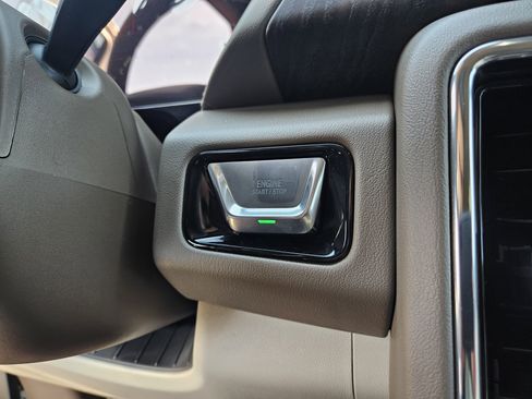 New 2026 GMC Yukon Denali w/ Sun & Power Step Package image 7