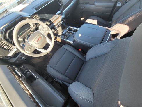 Used 2023 GMC Sierra 1500 Elevation image 11