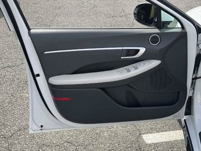 Certified 2026 Hyundai Sonata SEL FWD image 14