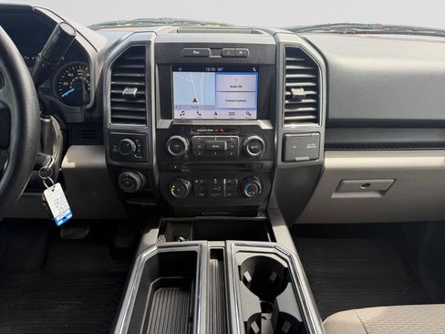 Used 2018 Ford F150 XLT w/ Equipment Group 302A Luxury AWD/4WD image 11