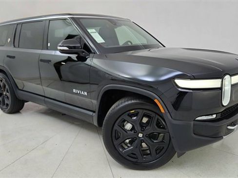 Used 2024 Rivian R1S Adventure image 90