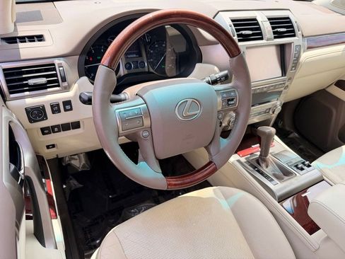 Used 2015 Lexus GX 460 w/ Premium Package AWD/4WD image 23