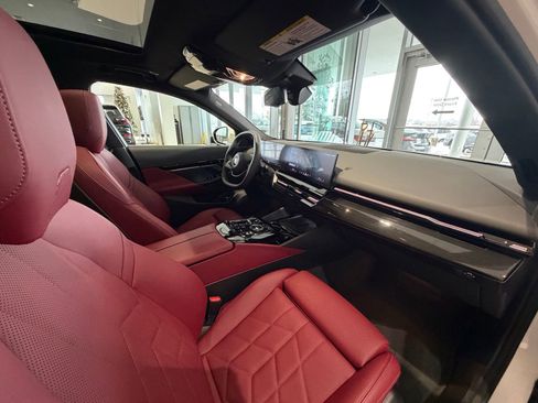 Certified 2025 BMW 530i xDrive image 42