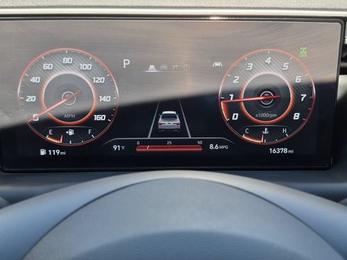 Used 2024 Hyundai Santa Cruz Limited AWD/4WD image 10
