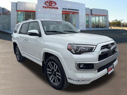 Used 2022 Toyota 4Runner Limited image 3