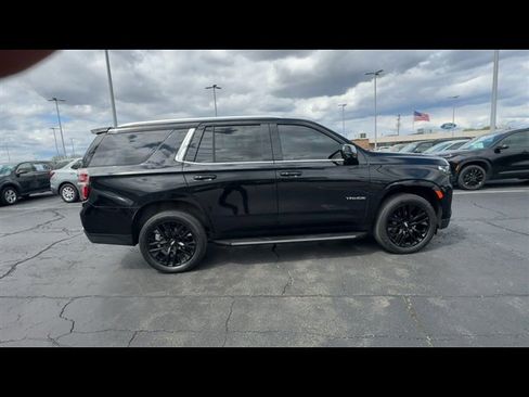 Certified 2021 Chevrolet Tahoe LT w/ LT Signature Package AWD/4WD image 9