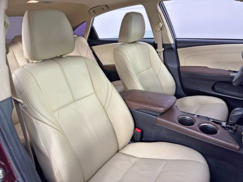 Used 2018 Toyota Avalon XLE Premium image 39