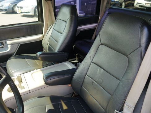 Used 1994 Chevrolet Silverado 3500 2WD Crew Cab image 14
