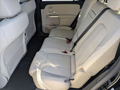 New 2026 Mercedes-Benz GLB 250 image 15