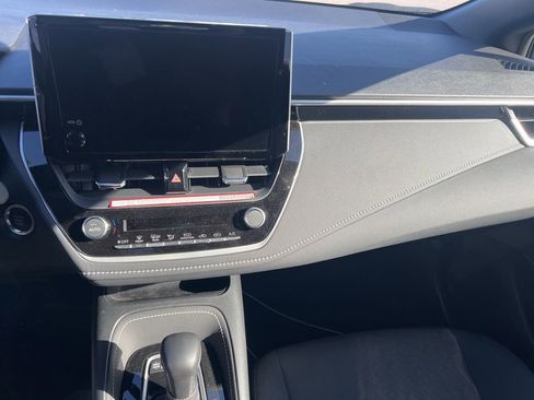 Used 2025 Toyota Corolla SE image 10