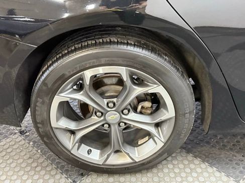 Used 2020 Chevrolet Malibu LT image 12