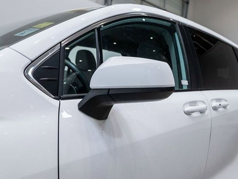 Used 2024 Toyota Sienna LE image 8