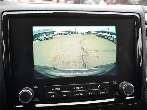 Certified 2023 Nissan Frontier SV image 33