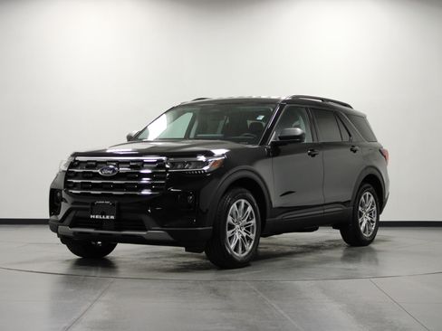 New 2026 Ford Explorer Active w/ Active Comfort Package image 8