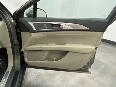 Used 2017 Lincoln MKZ Reserve image 45