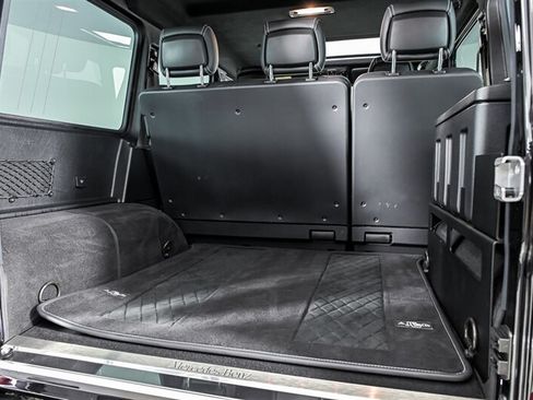 Used 2017 Mercedes-Benz G 550 Squared image 11
