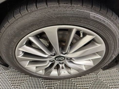 Used 2022 INFINITI Q50 Luxe w/ Cargo Package RWD image 13