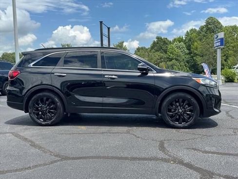 Used 2020 Kia Sorento S FWD image 3