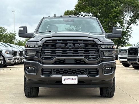 New 2026 RAM 2500 Big Horn AWD/4WD image 2
