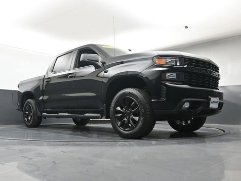 Used 2021 Chevrolet Silverado 1500 Custom w/ Safety Confidence Package AWD/4WD image 26