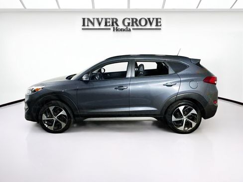 Used 2017 Hyundai Tucson Value AWD/4WD image 8