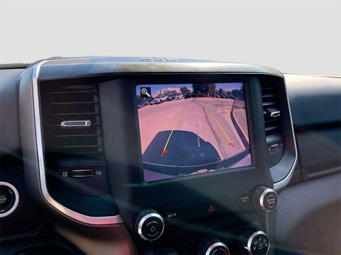 Used 2020 RAM 1500 Lone Star image 13