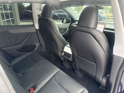 Used 2026 Tesla Model Y Long Range AWD/4WD image 19
