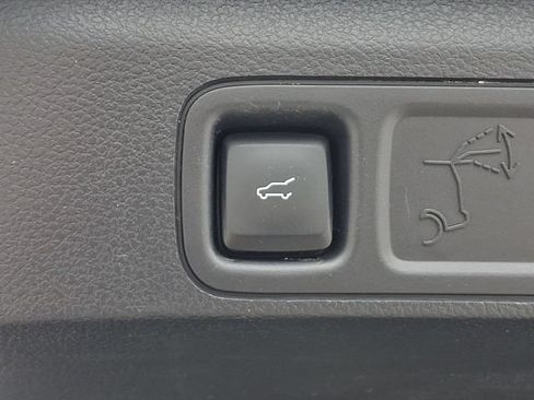Used 2022 Ford Expedition Max XLT AWD/4WD image 32