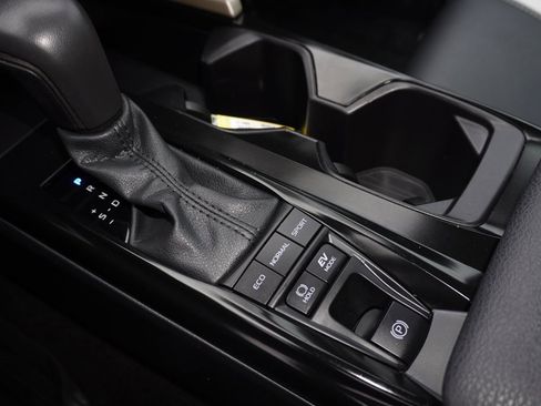 Certified 2025 Toyota Camry SE image 20