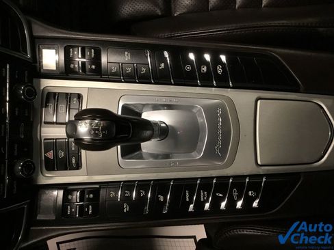 Used 2016 Porsche Panamera GTS image 53