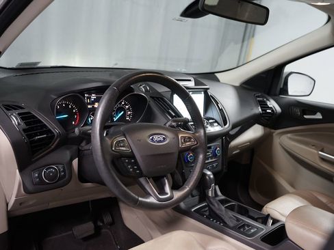 Used 2017 Ford Escape Titanium image 7