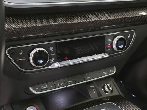 Used 2020 Audi SQ5 Premium Plus w/ Premium Plus Package image 26