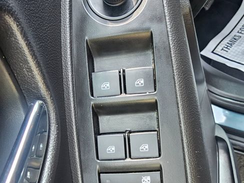 Used 2021 Chevrolet Trax LT w/ Driver Confidence Package image 30