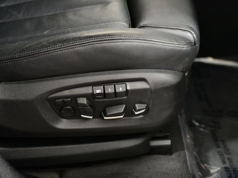 Used 2016 BMW X5 xDrive40e image 10