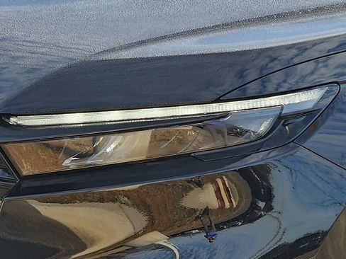 Used 2026 Honda CR-V TrailSport image 28