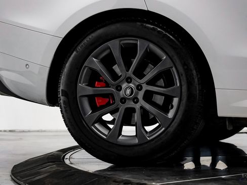 Used 2025 Land Rover Range Rover Sport Dynamic SE image 78