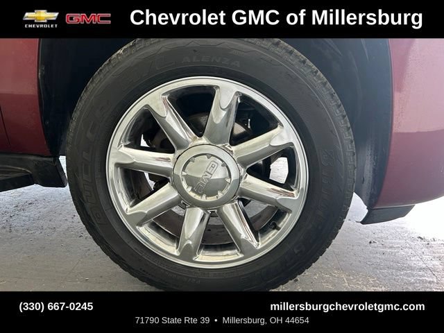 Used 2008 GMC Yukon XL SLT w/ SLT Preferred Equipment Group AWD/4WD image 12