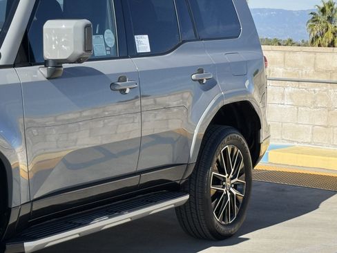 New 2026 Lexus GX 550 image 8